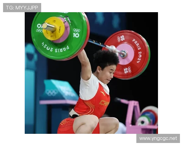 侯志慧赛场上拼命爆发，家里却被宠成小公主，这反差有点让人羡慕啊