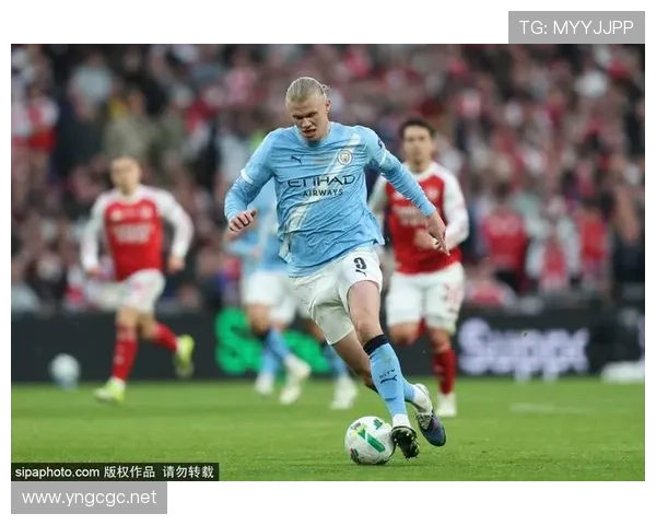 本赛季阿森纳vs曼城，争冠天平倾斜，枪手为何能抗衡“宇宙队”？