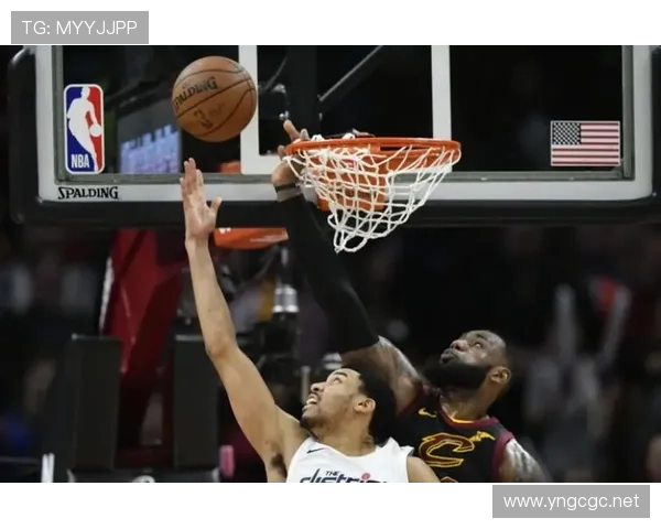 格兰特·威廉姆斯挡拆中制造错位提升外线投篮效率明显